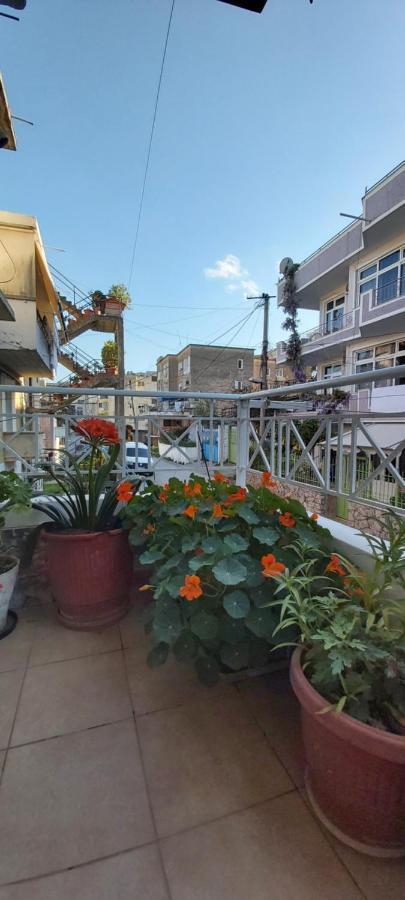 Honey Apartment Near Port Of Saranda Exterior foto
